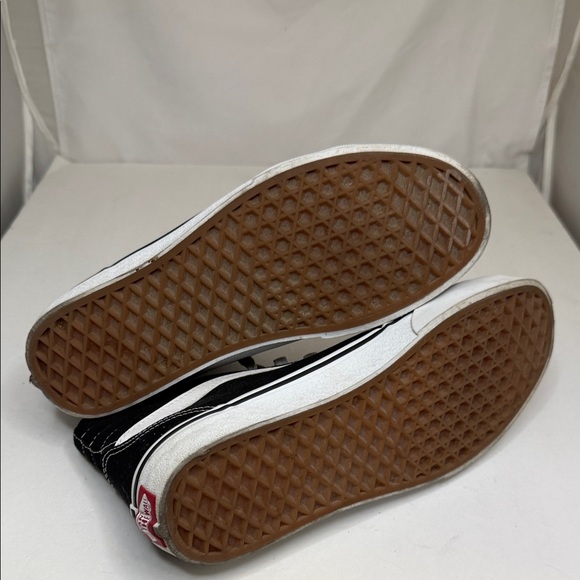 Vans Black and White Skate Sneakers - Picture 5 of 11